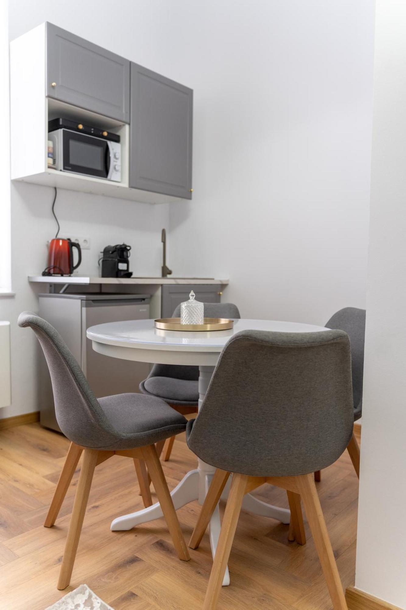 Appartement Poema à Oradea Extérieur photo
